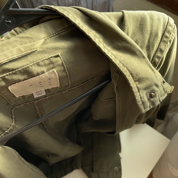 Green jacket - Picture 5 of 5